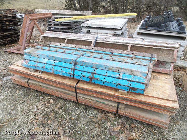 image for item DF7091 Simpson concrete forms